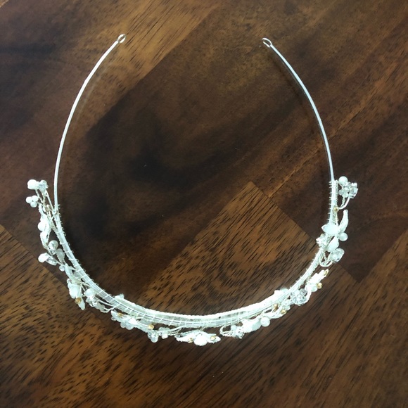 Beautiful Tiara Hair Accesory